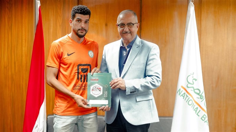 معاذ الحناوي، فيتو