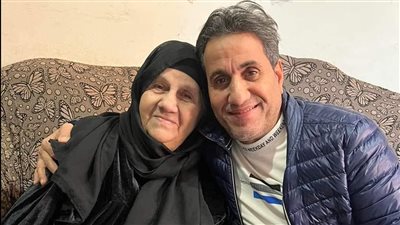 اللي عاوز حاجة ياخدها، شيبة يلغي جميع حفلاته حدادا على والدته