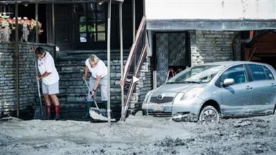  انهيارات أرضية وفيضانات وبرك طينية تجتاح إيطاليا 