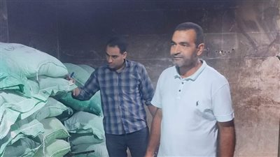 ضبط مخبزين تصرفا فى 29 شيكارة دقيق بلدى وتحرير 19 محضرًا تموينيا بالبحيرة (صور)