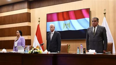 محافظ جنوب سيناء يتابع موقف المشروعات خلال ترأسه مؤتمر المتابعة الأسبوعي