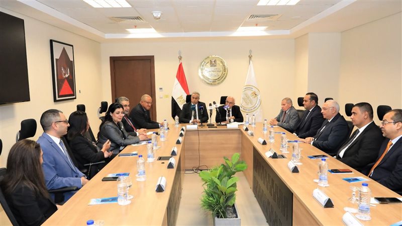 وزيرا العمل والتربية