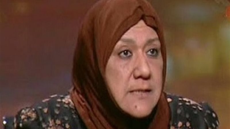 الكاتبة الصحفية صافيناز