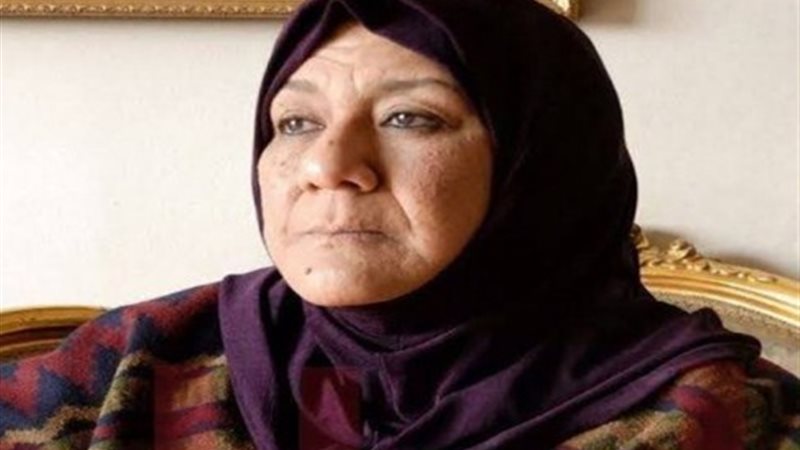 الكاتبة صافيناز كاظم،