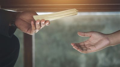  متسيبش حقك، عقوبة تعطيل مصالح المواطنين عمدًا من موظفي الحكومة