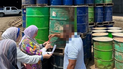 ضبط 100 طن مادة خام لعصير بدون بيانات بالدقهلية