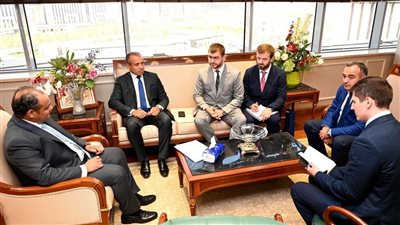 وزير الصناعة يبحث مع شركة روسية لصناعة حديد التسليح خططها للتوسع بالسوق المصري