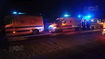 إصابة 14 شخصا في انقلاب ميكروباص بصحراوي المنيا