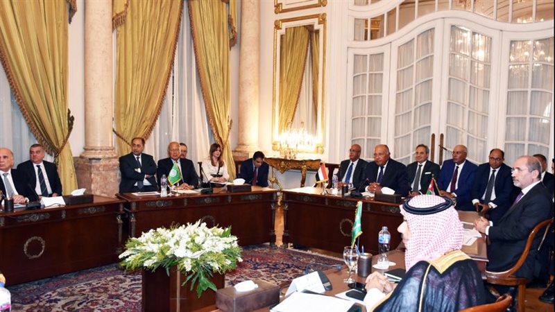 اجتماع لجنة الاتصال