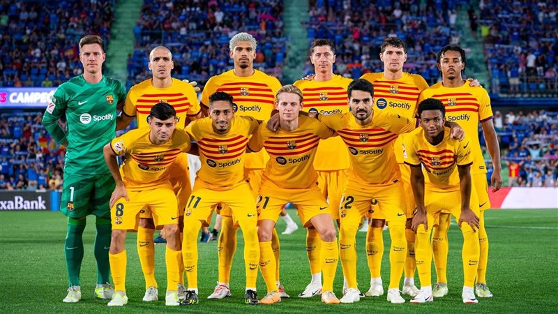 برشلونة