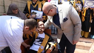 محافظ بني سويف يُكرم 50 من أوائل الثانوية العامة والدبلومات والإعدادية 