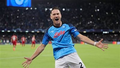 زيلينسكي يحسم موقفه من الانضمام لأهلي جدة 