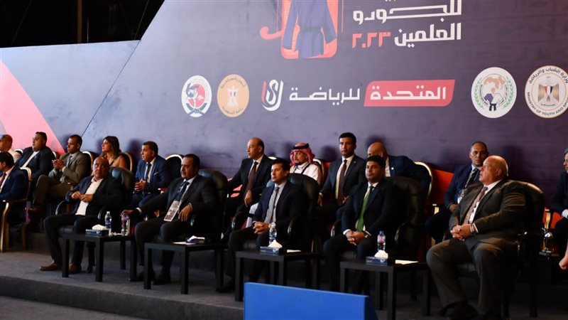 وزير الشباب والرياضة،