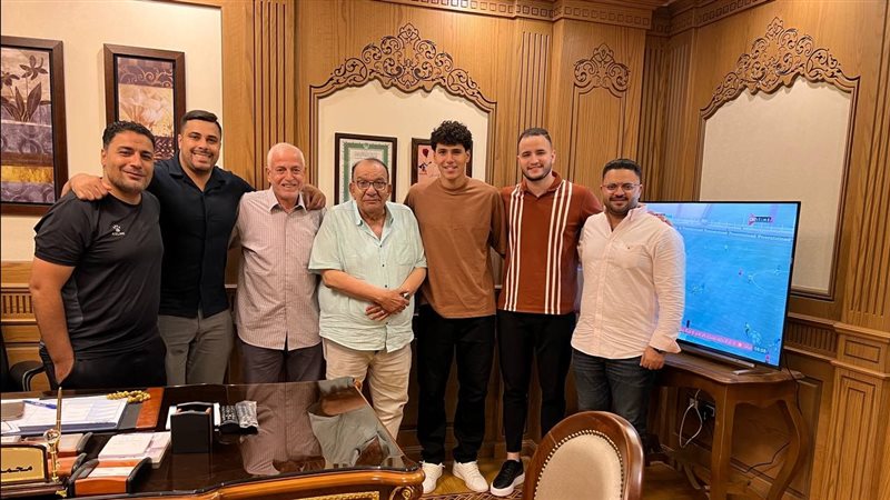 عمر فايد، فيتو