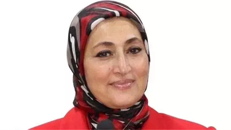 الدكتورة ثريا أحمد