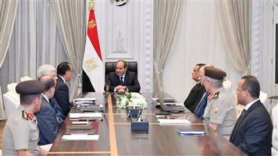 السيسي يوجه بتطوير المناطق السكنية المحيطة بالقاهرة التاريخية والمحافظة على تراثها
