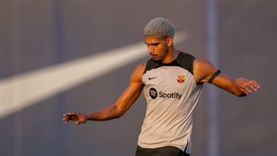 برشلونة يعلن إصابة رونالد أروجو