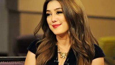 مهرجان أسوان الدولي لأفلام المرأة يكرم كندة علوش