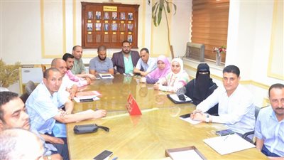 محافظة البحيرة تبحث آليات إحكام الرقابة على المال العام وزيادة الموارد