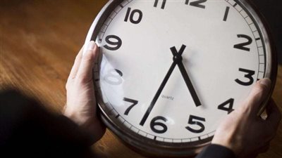 التوقيت الشتوي، توقف خدمات محافظ المحمول مساء الغد