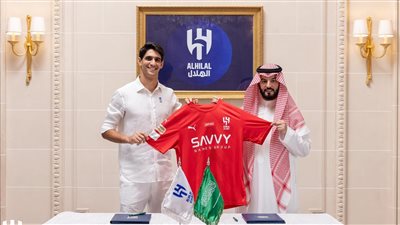 الوليد بن طلال يتكفل بالصفقة، تفاصيل توقيع ياسين بونو للهلال السعودي 3 مواسم