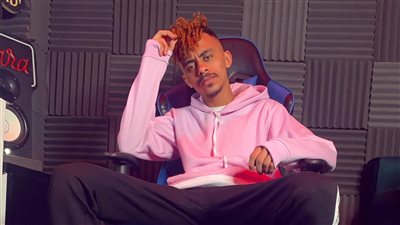 بعد أزمة صورة أحمد زويل، كزبرة يستجيب لقرار مصطفى كامل ويتخذ هذا الإجراء