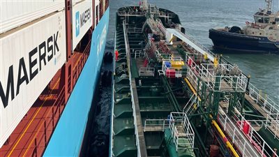 نجاح أول عملية تموين سفينة حاويات بالوقود الأخضر في ميناء شرق بورسعيد