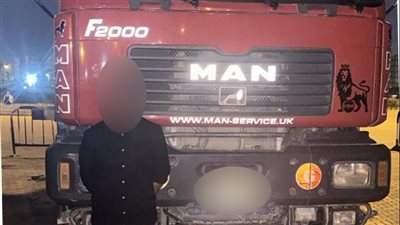 ضبط قائد سيارة نقل للسير برعونة في حدائق أكتوبر 