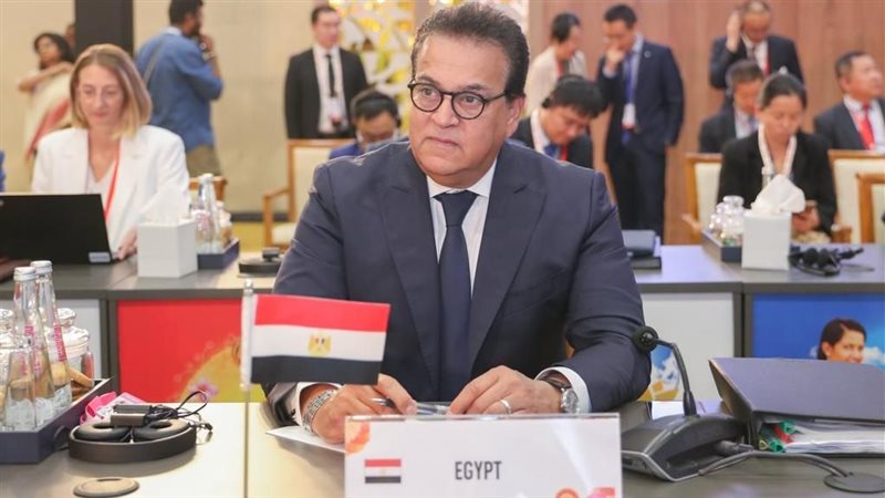 وزير الصحة د.خالد