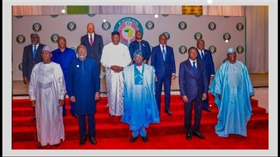 بوركينا فاسو تهدد بالانسحاب من الإيكواس بسبب النيجر 