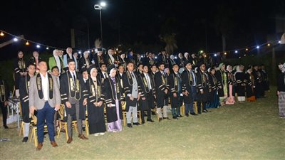 جامعة أسيوط تشهد حفل تخرج الدفعة الرابعة من برنامج الحقوق باللغة الإنجليزية