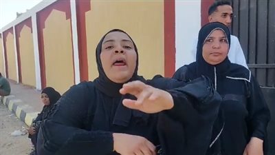 حفل تعذيب في القناطر الخيرية.. أهالي المقتولة علي يد زوجها بالقليوبية يكشفون تفاصيل الجريمة.. زوجة خال الضحية: كان مجنون بها (فيديو)