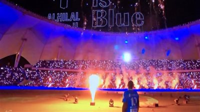 الدوري السعودي، الهلال يقدم نيمار للجماهير في حضور 60 ألف متفرج (فيديو)