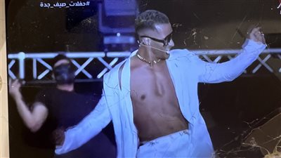 رد فعل غير متوقع من محمد رمضان على المسرح بعد فوزه بجائزة أفضل ممثل بمهرجان الدراما