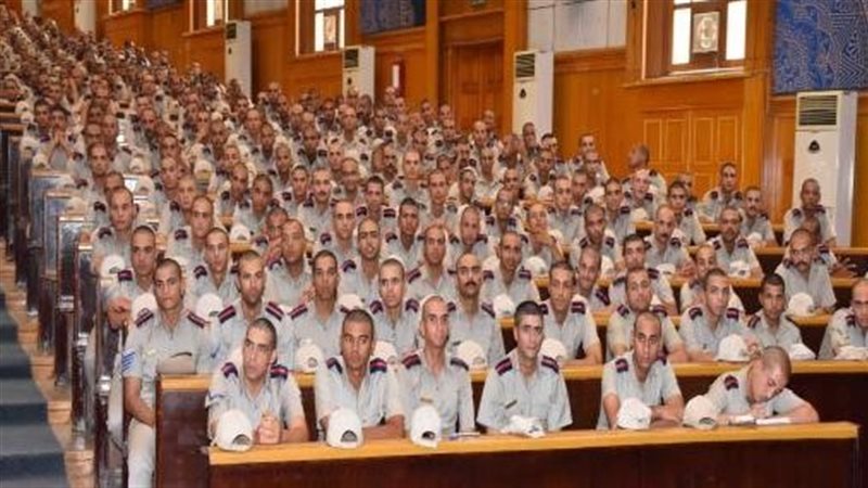 دورة تدريبية بأكاديمية