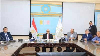 قرار عاجل من وزير التعليم بشأن امتحانات الثانوية العامة الدور الثانى