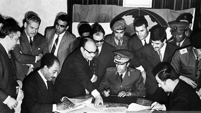 اتحاد الجمهوريات العربية، سر فشل دستور الوحدة قبل تطبيقه