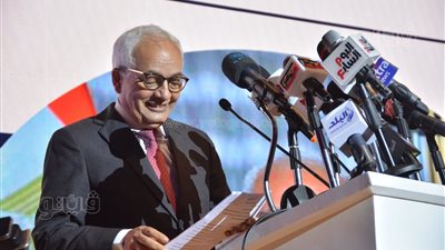 وزير التعليم: طلاب المرحلة الإعدادية الأكثر عرضة لتناول المخدرات (فيديو وصور)