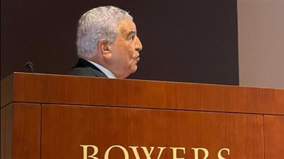 زاهي حواس يعلن موعد اكتشاف مومياء الملكة نفرتيتي