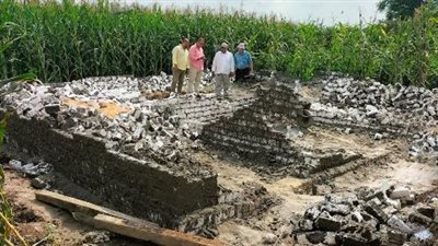 إزالة 6 حالات تعد بالبناء بمراكز الشرقية 