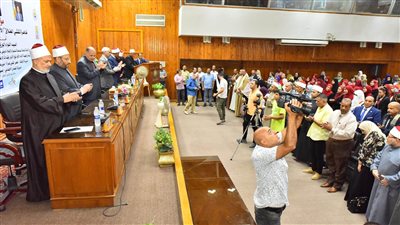 إقامة فعاليات مؤتمر ظاهرة تفشي الطلاق الآثار والحلول المقترحة بأسيوط