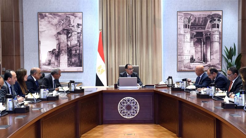 اجتماع برئاسة الدكتور