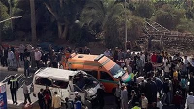 مصرع شخصين وإصابة 7 بينهم نقيب المهندسين وسائقه داخل نفق الموت ببني سويف