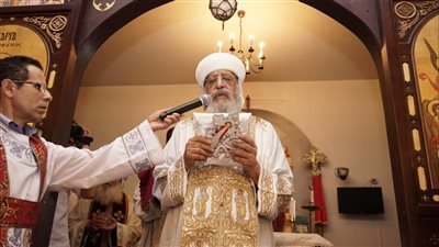 البابا تواضروس يصلي قداس عيد العذراء في المجر