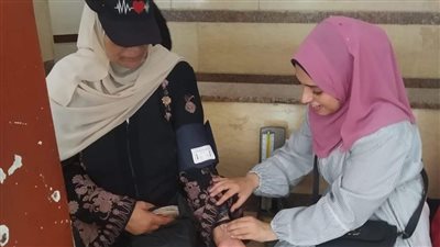 تقديم خدمات طبية لنصف مليون مواطن ضمن حملة 100 يوم صحة بالبحيرة (صور)