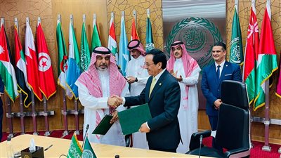 الغرفة التجارية السعودية والمنظمة العربية للتنمية يوقعان مذكرة تفاهم لدعم التعاون العلمي والفني