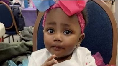 وفاة طفلة داخل سيارة بسبب ارتفاع درجة الحرارة 