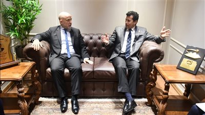 أشرف صبحي يبحث مع سفير الأرجنتين بالقاهرة تعزيز التعاون الرياضي المشترك
