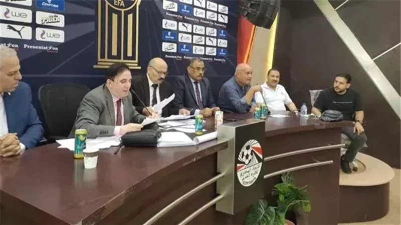 دوري المحترفين، فيتو