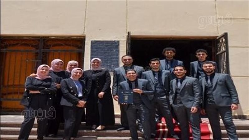  طلاب كلية علوم الملاحة